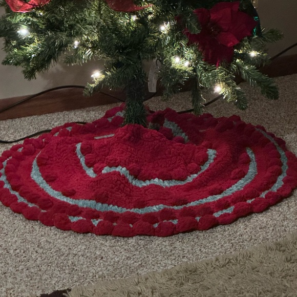 Meet your Posher, Lynn - Picture 2 of 5